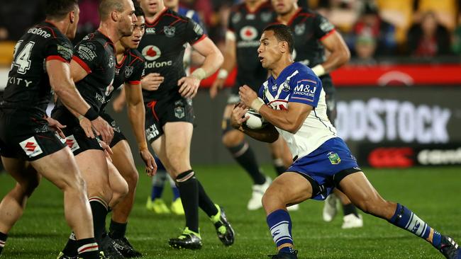 Hopoate was one fo the few Bulldogs to impress. (AAP Image/David Rowland)