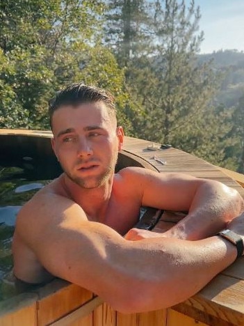 Jowsey and the actress have bonded over their mutual sobriety journeys. Picture: Instagram