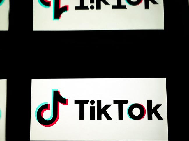 Gen Z despondent as TikTok goes down