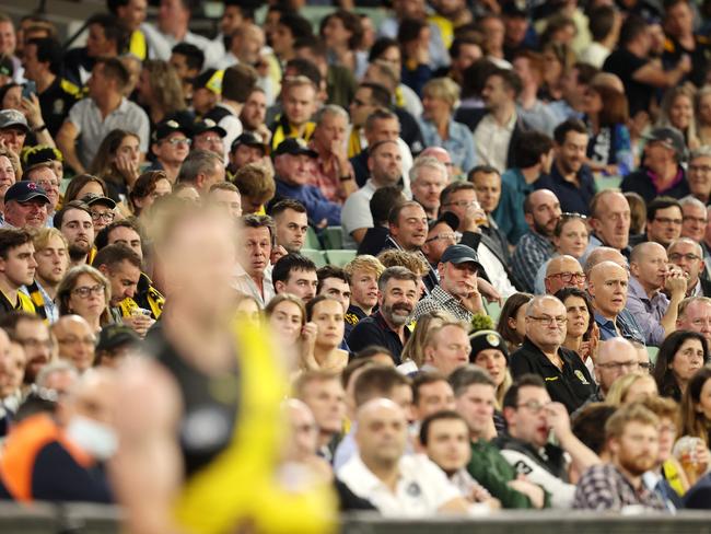 AFL Round 1. 18/03/2021. Richmond vs Carlton at the MCG, Melbourne.   The crowd watches on as Richmonds Jack Riewoldt  lines up for goal    . Pic: Michael Klein