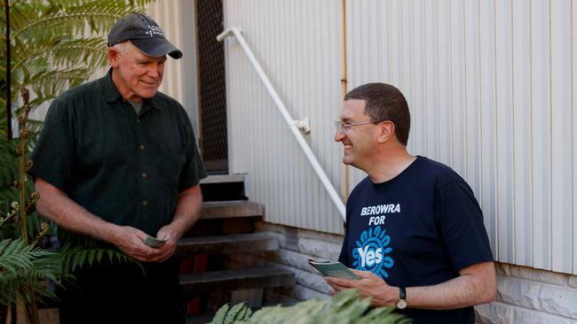 Former Coalition frontbencher Julian Leeser talks with local Andrew while doorknocking in his electorate. Picture: Nikki Short