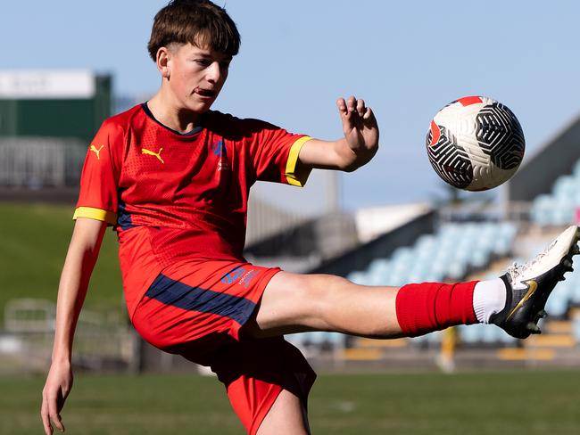 Jul 20: Match action in the 2024 National Youth Championships U15 Boys Semi Final 2 between South Australia and NSW Metro Navy at Win Stadium (Photos: Damian Briggs/Football Australia)