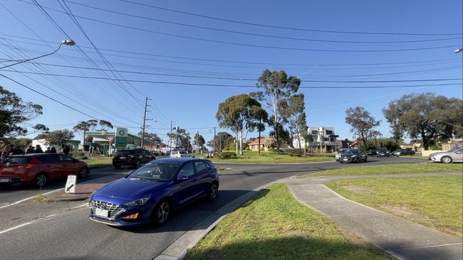 Boldrewood Pde and Broadway is a huge roundabout with five exits in Reservoir that frequently confuses drivers and pedestrians alike. (Picture: Olivia Condous)