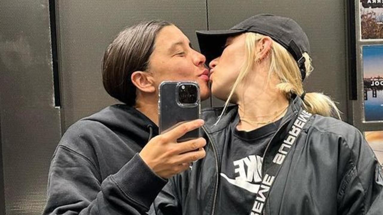 Sam Kerr and Kristie Mewis melt hearts with loved up snaps