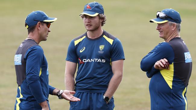 Justin Langer, Will Pucovski and Steve Waugh talk tactics at training during the 2019 Ashes. Picture: Ryan Pierse/Getty Images