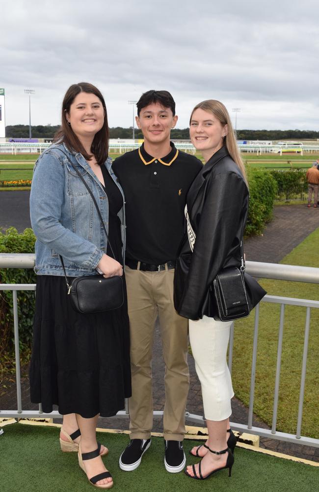 Holly Hennessy, Brayden Forrest and Maddy Hennessy at the 2022 Caloundra Cup. Picture: Eddie Franklin