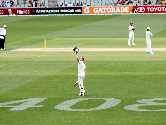 Steve Smith celebrates his century with acknowledgment to Phillip Hughes 408