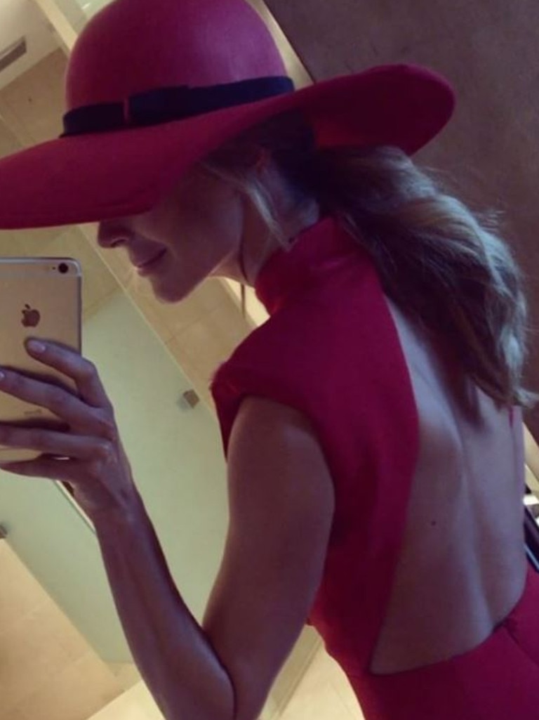 Melbourne Cup 2016 via social media ... Jennifer Hawkins, "Ready for The Melbourne Cup!" Picture: Instagram