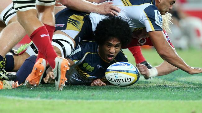 Brumbies Joe Tomane in action during the Super Rugby match between the Queensland Reds and the Brumbies. Photo: Josh Woning.