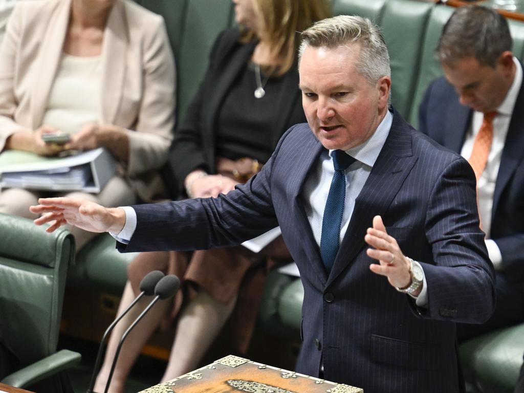 Energy Minister Chris Bowen. Picture: NewsWire / Martin Ollman