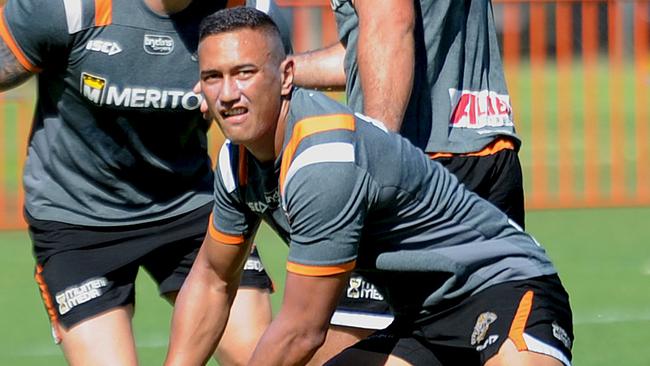 West's Tigers player Manaia Cherrington looks to pass during an open training session on Thursday morning ahead of their trial match against the Parramatta Eels at ANZAC Oval in Alice Springs on Friday...Picture: PHIL WILLIAMS