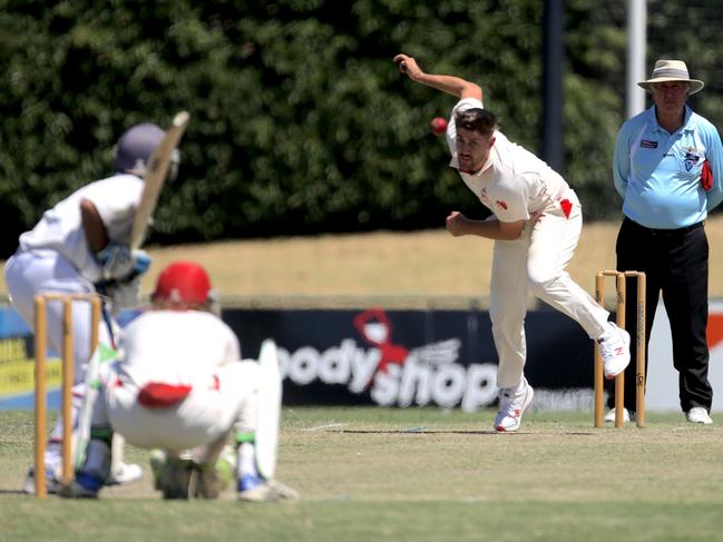 Liam Ingram bends his back. Picture: Stuart Milligan