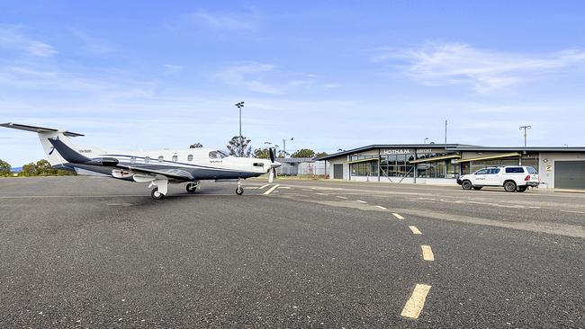 Charter flights and a handful of small airline runs have serviced the airport since 2000.