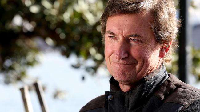 What made 'The Great One' great? Wayne Gretzky arrives in Sydney