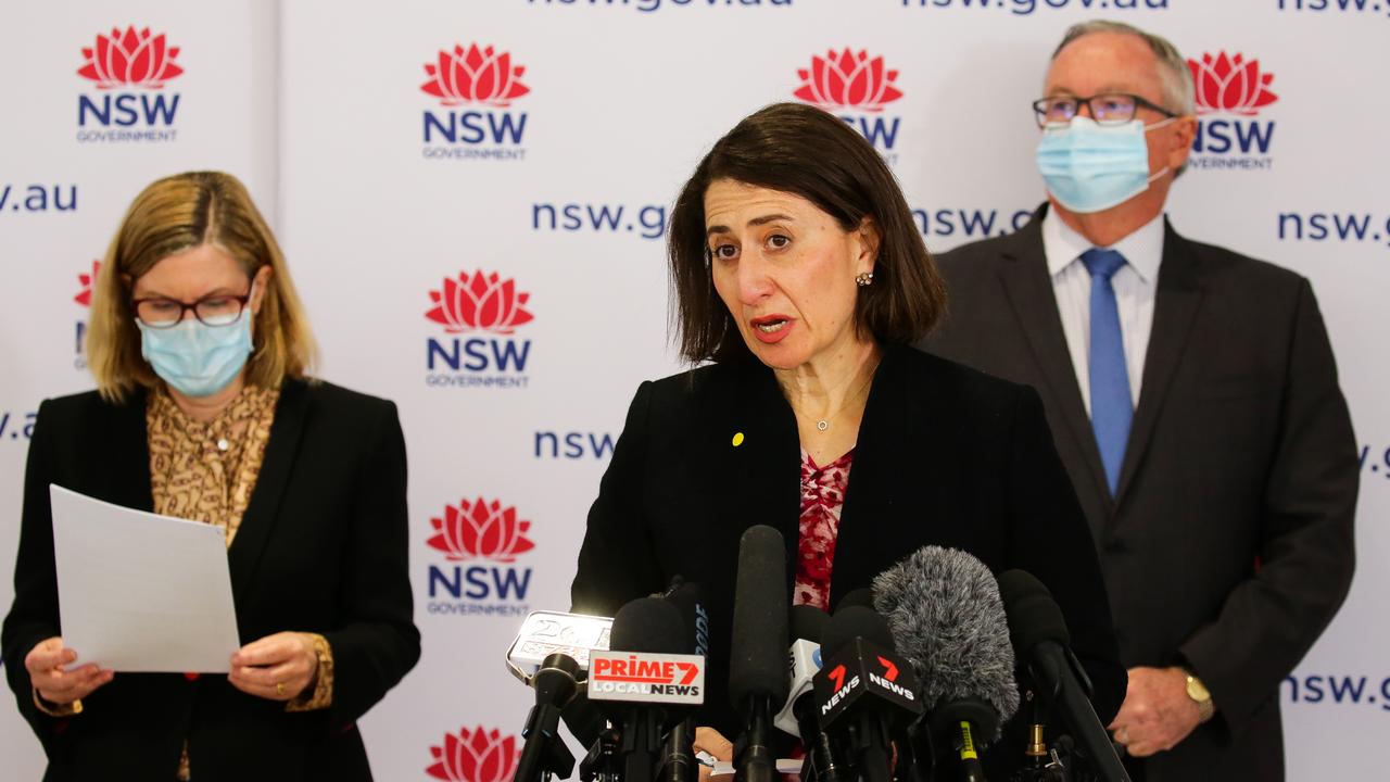 Dr Chant, with Premier Gladys Berejiklian and Health Minister Brad Hazzard. Picture: NCA NewsWire/Gaye Gerard