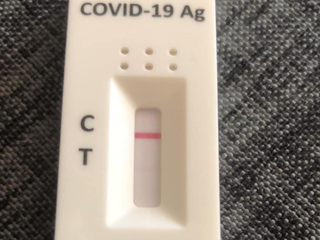 covid-19-warning-over-very-faint-rapid-antigen-test-result-news