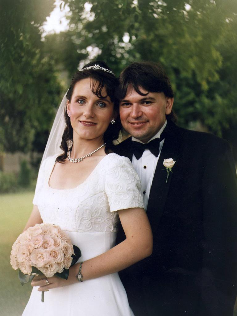 Malcolm Foxell and Rosemary Bolton were married in Maryborough on May 9, 1999.