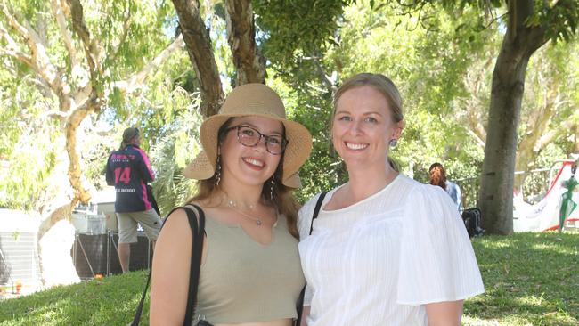 GC500. Marika Martiskin and Brianna Shaw. 30 October 2022 Surfers Paradise Picture by Richard Gosling
