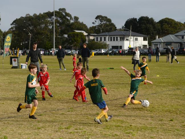 Community sport has resumed across NSW as COVID-19 restrictions ease. Picture: NCA NewsWire / Jeremy Piper