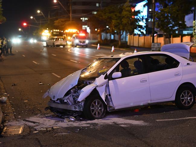 One of the vehicles involved in the Kangaroo Point crash which injured Greens MP Amy MacMahon. Picture: Lyndon Mechielsen