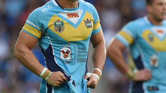 GOLD COAST, AUSTRALIA - MAY 30: James Roberts of the Titans looks dejected during the round 12 NRL match between the Gold Coast Titans and the South Sydney Rabbitohs at Cbus Super Stadium on May 30, 2015 on the Gold Coast, Australia. (Photo by Matt Roberts/Getty Images)