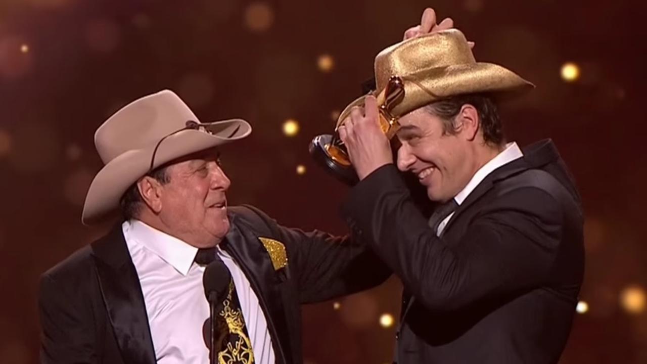 Actor Samuel Johnson calls for Molly Meldrum to step down after Elton ...