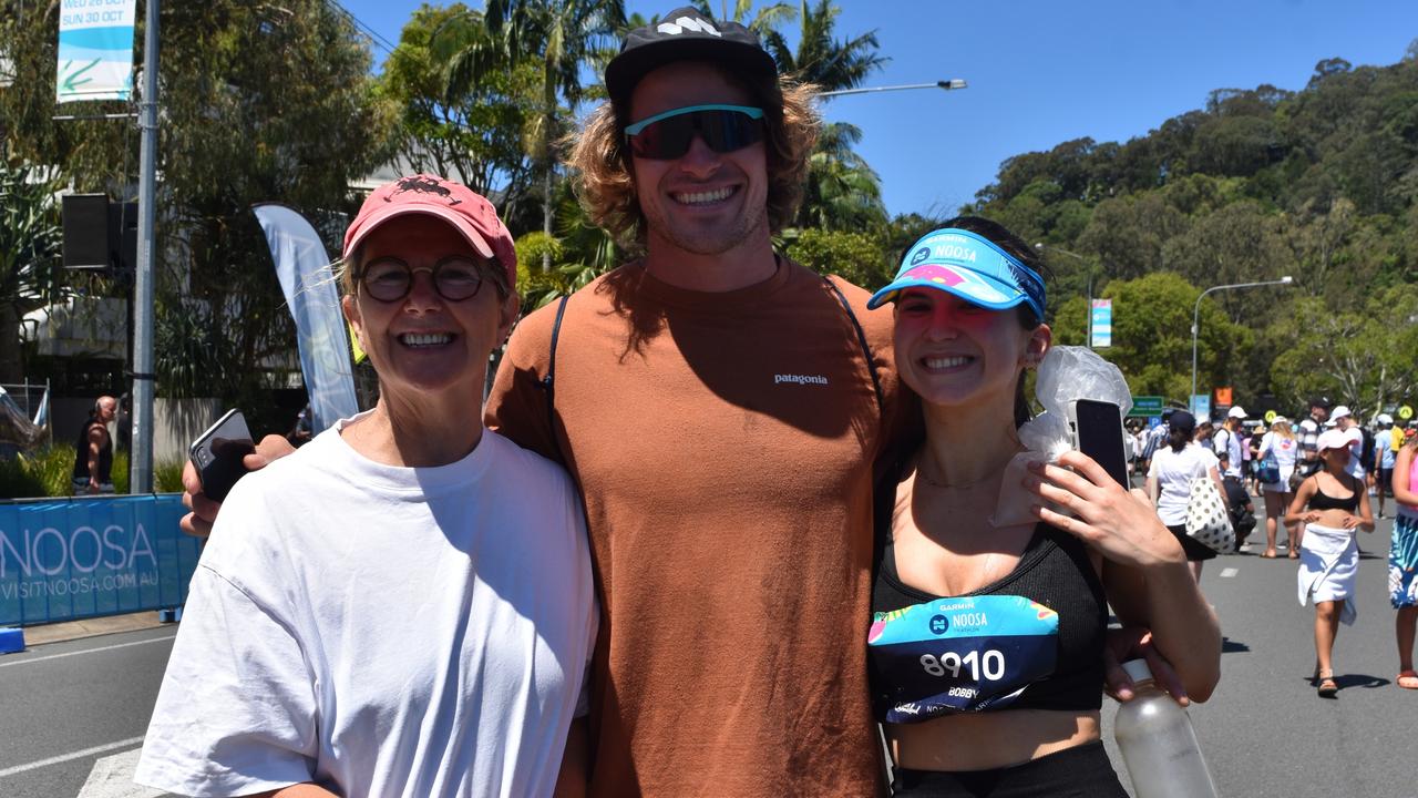 Lisa Blondeau, Callum Chisholm and Claudine Blondeau at the Garmin Noosa Triathlon on October 30, 2022. Picture: Sam Turner