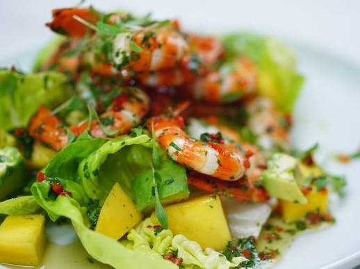 Top healthy recipe 2 - prawn, mango & avocado salad.