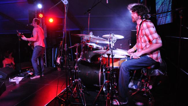 Pete Cornelius and the Devilles performing for the sell-out crowd at the 2011 Agnes Water Blues and Roots Festival. Picture: Kerry Thomas