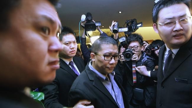 Malaysia Airlines representative Ignatius Ong fronts media questions over missing flight 