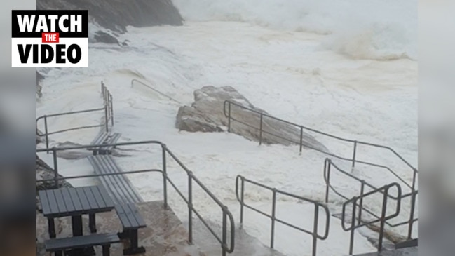 Wild waves at Bermagui Blue Pool