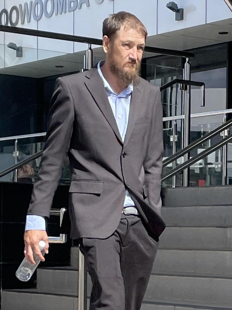 Robert Norman Kelly outside Toowoomba Courthouse 4/5/22.