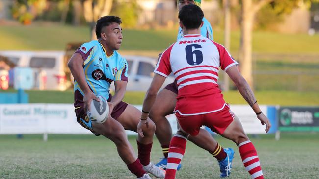 Keebra Park host Palm Beach Currumbin at Owen Park in the Langer Cup. Keebra's Connor Te Kani steers the team around the park. Picture Glenn Hampson