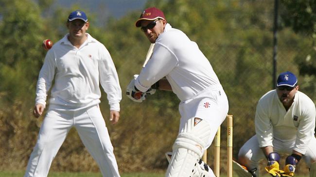 TCP Sport 23/09/2006. Cricket A grade Mareeba (fielding) vs. Atherton (batting) played at Kerribee Park, Mareeba Pictured Atherton Batsman Darryl Bridgeman Keywords / Cricket / Kerribee Park /