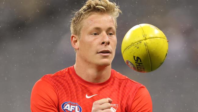 Experts reveal their Round 11 SuperCoach trades