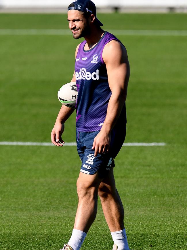 Jesse Bromwich has an MCL sprain.