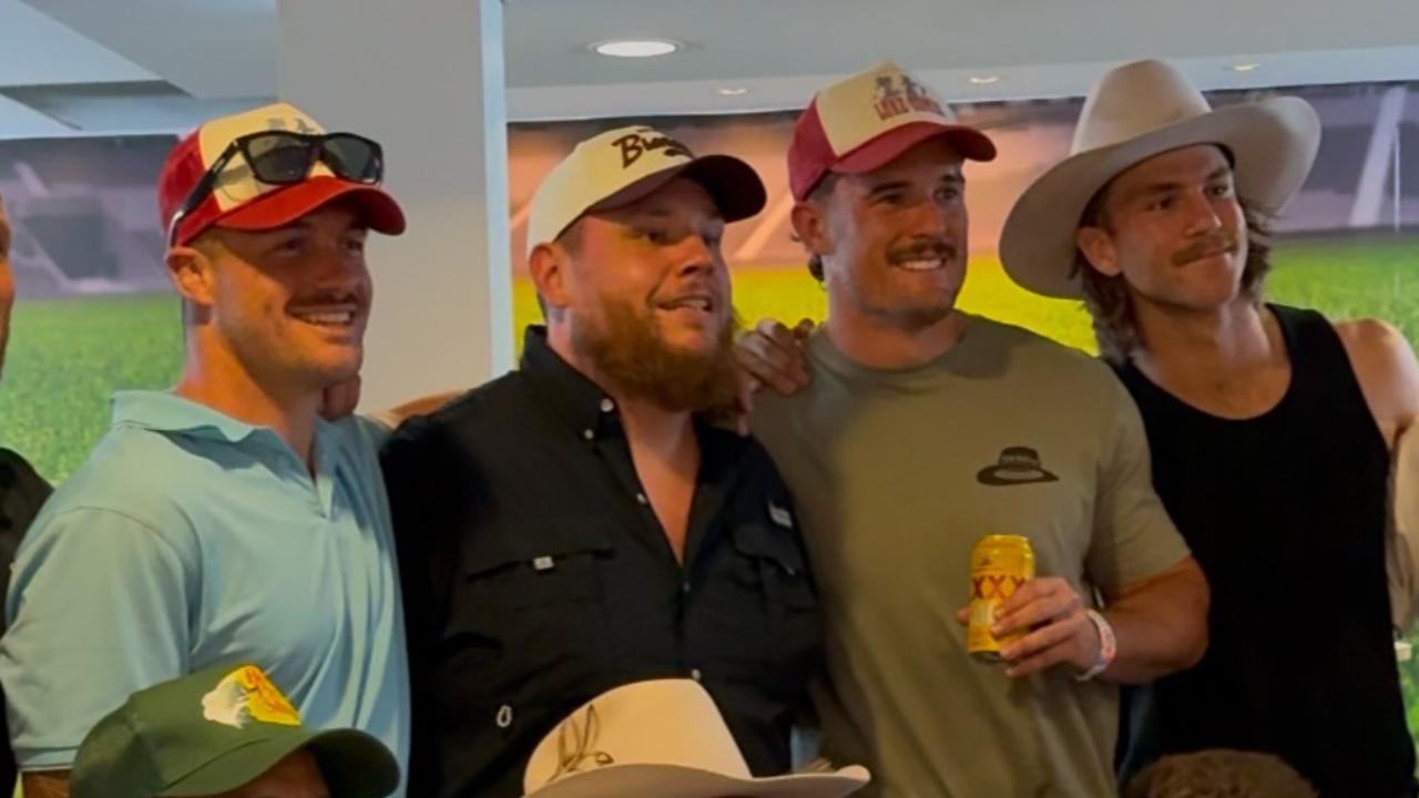 Smitten Broncos party with country superstar