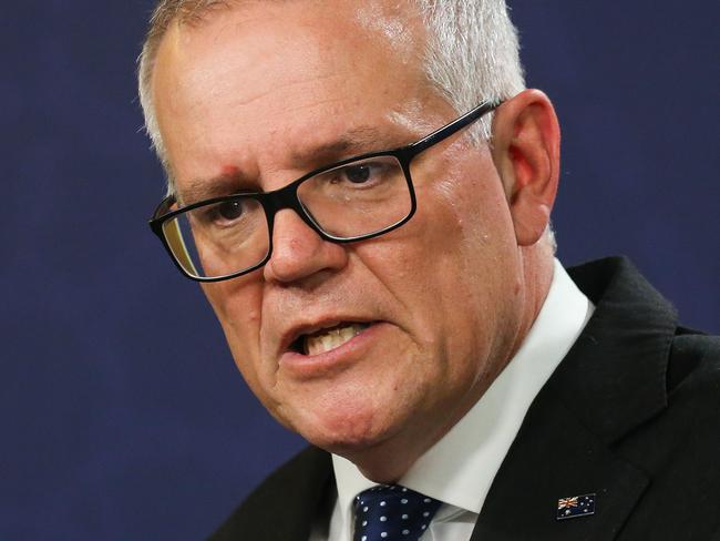 ScoMo finally apologises to minister