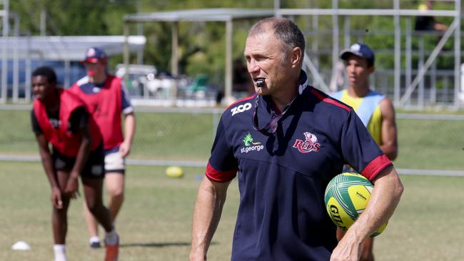 Former Wallabies winger Paul Carozza is the new Reds assistant coach.