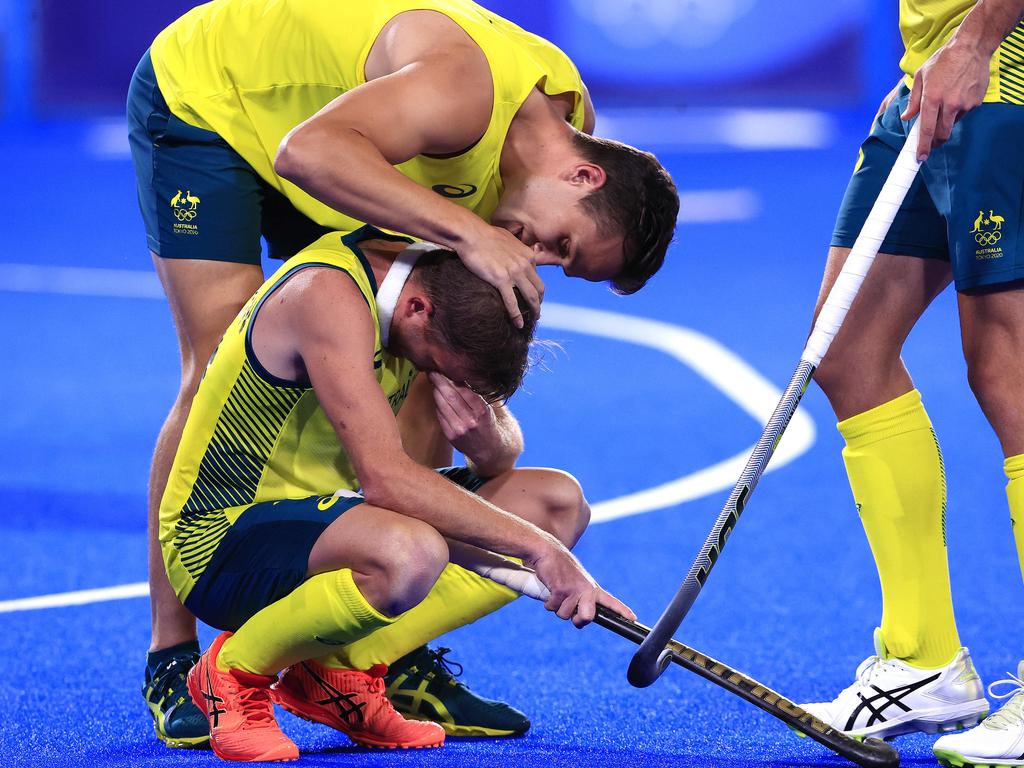 Jacob Whetton was inconsolable after missing the last shot during the gold medal match. Picture: Adam Head