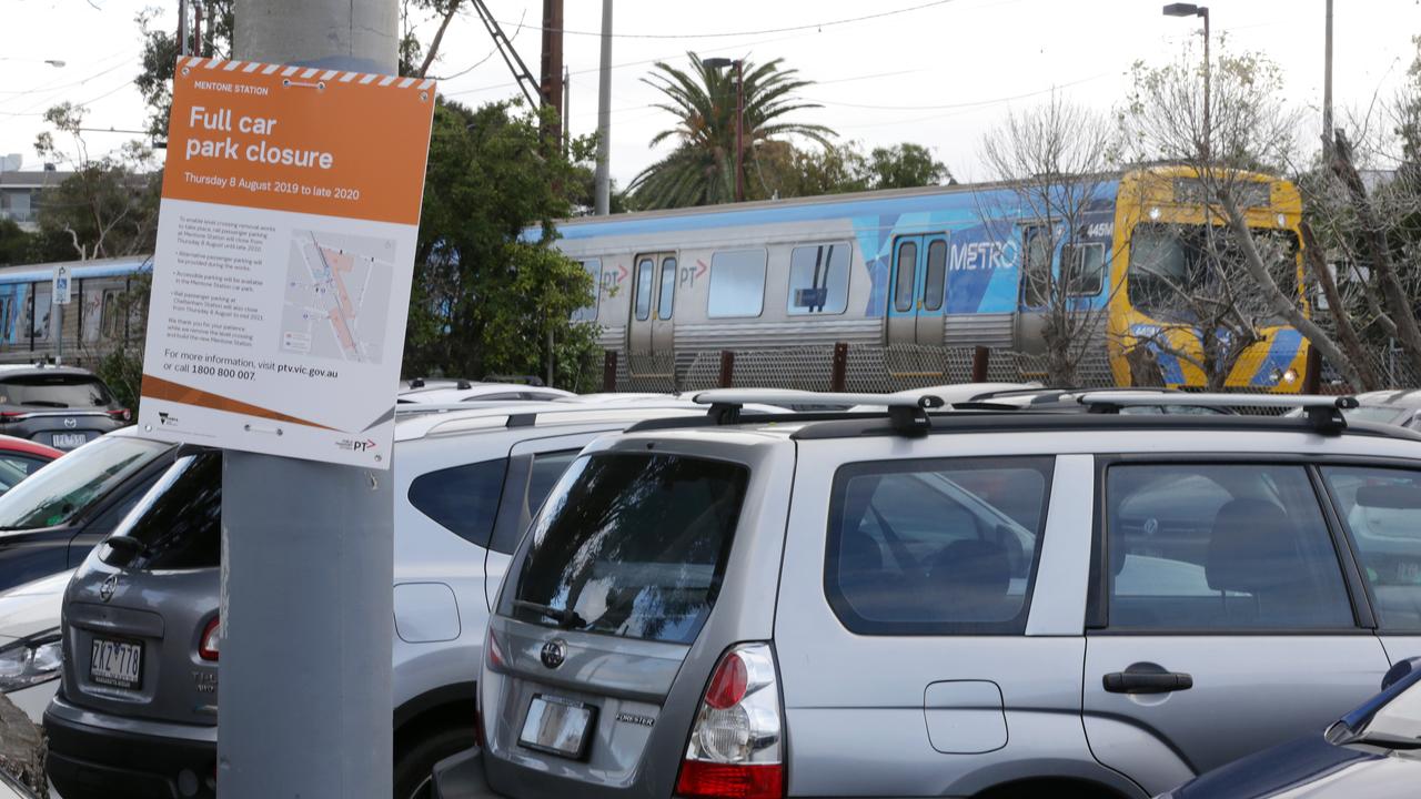 Mentone Cheltenham carpark closure level crossing removal works