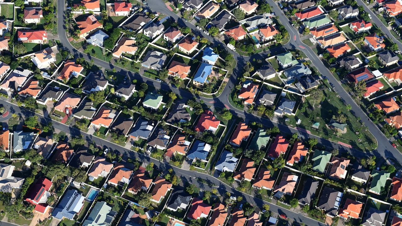 Across Australia, there are more than 3400 suburbs where its cheaper to buy then rent. Picture: Dave Hunt/AAP Image