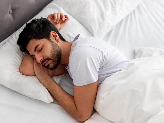 The key to a good night’s sleep includes staying cool and being consistent in the time you go to bed and get up. Picture: istock