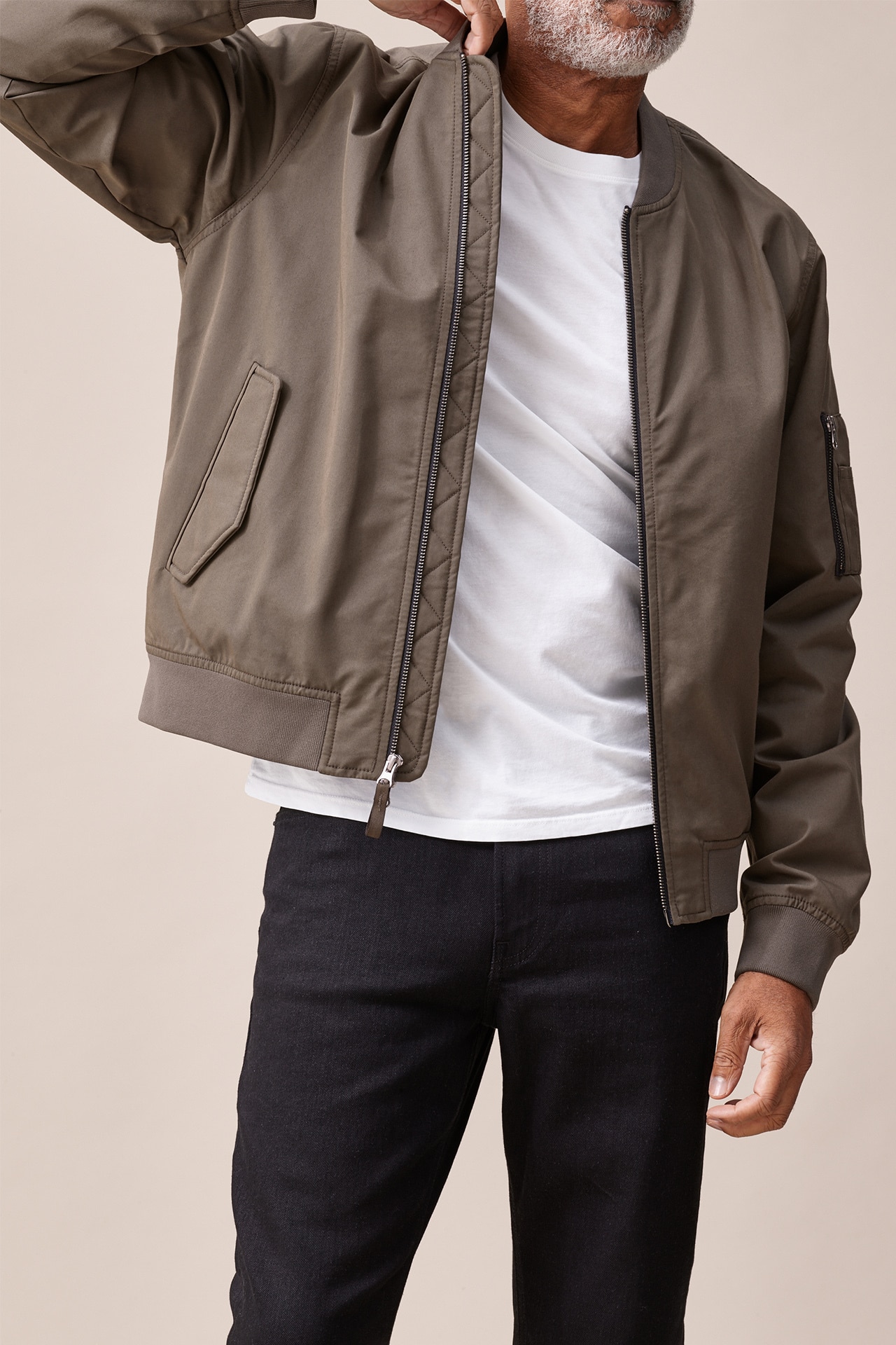 everlane bomber jacket mens