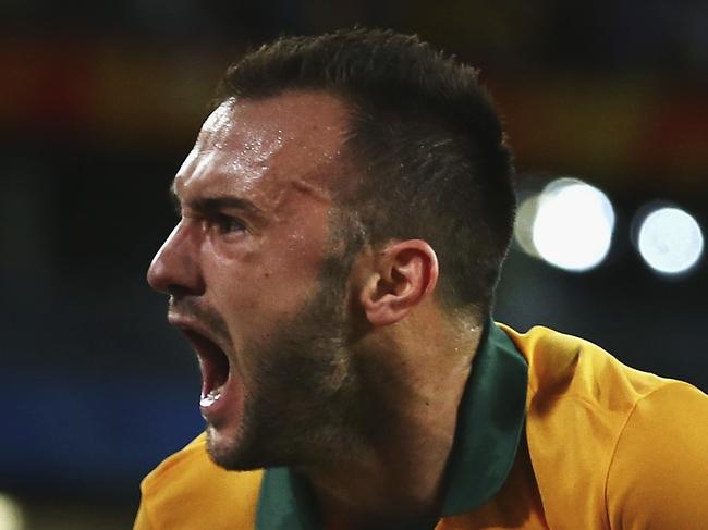 SYDNEY, AUSTRALIA - JANUARY 31: Ivan Franjic of Australia celebrates after Massimo Luongo of Australia scored his teams first goal during the 2015 Asian Cup final match between Korea Republic and the Australian Socceroos at ANZ Stadium on January 31, 2015 in Sydney, Australia. (Photo by Ryan Pierse/Getty Images)