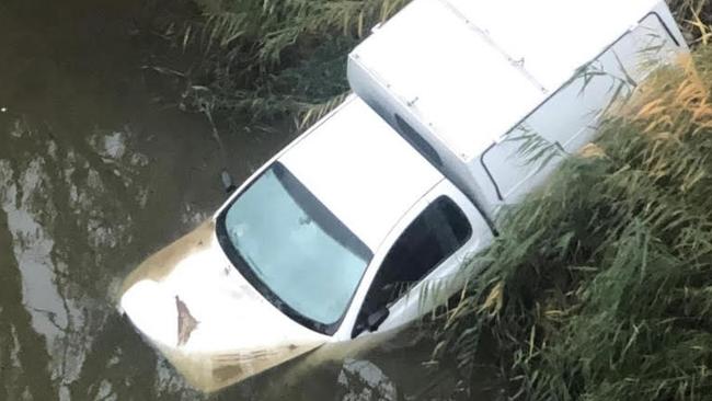 A ute has been found near Timbrebongie Bridge in Narromine.