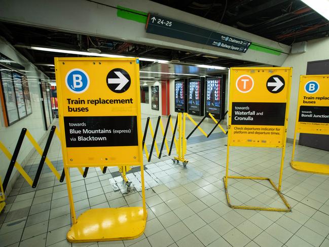 11th March 2023. The Sunday Telegraph. NewsCentral, Sydney, NSW, Australia.GVÃs show signage relating to the chaos on Sydney Trains network this weekend.Pics by Julian Andrews