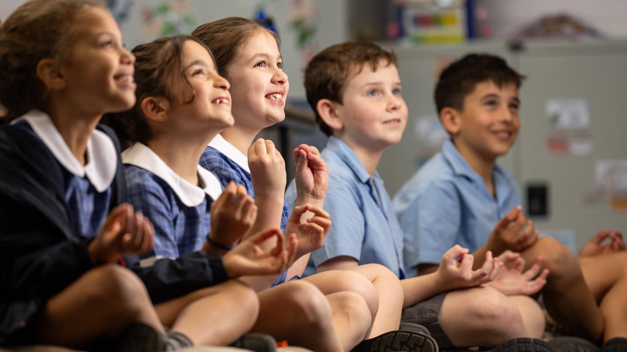 Kids taught to meditate in class amid mindfulness push in schools