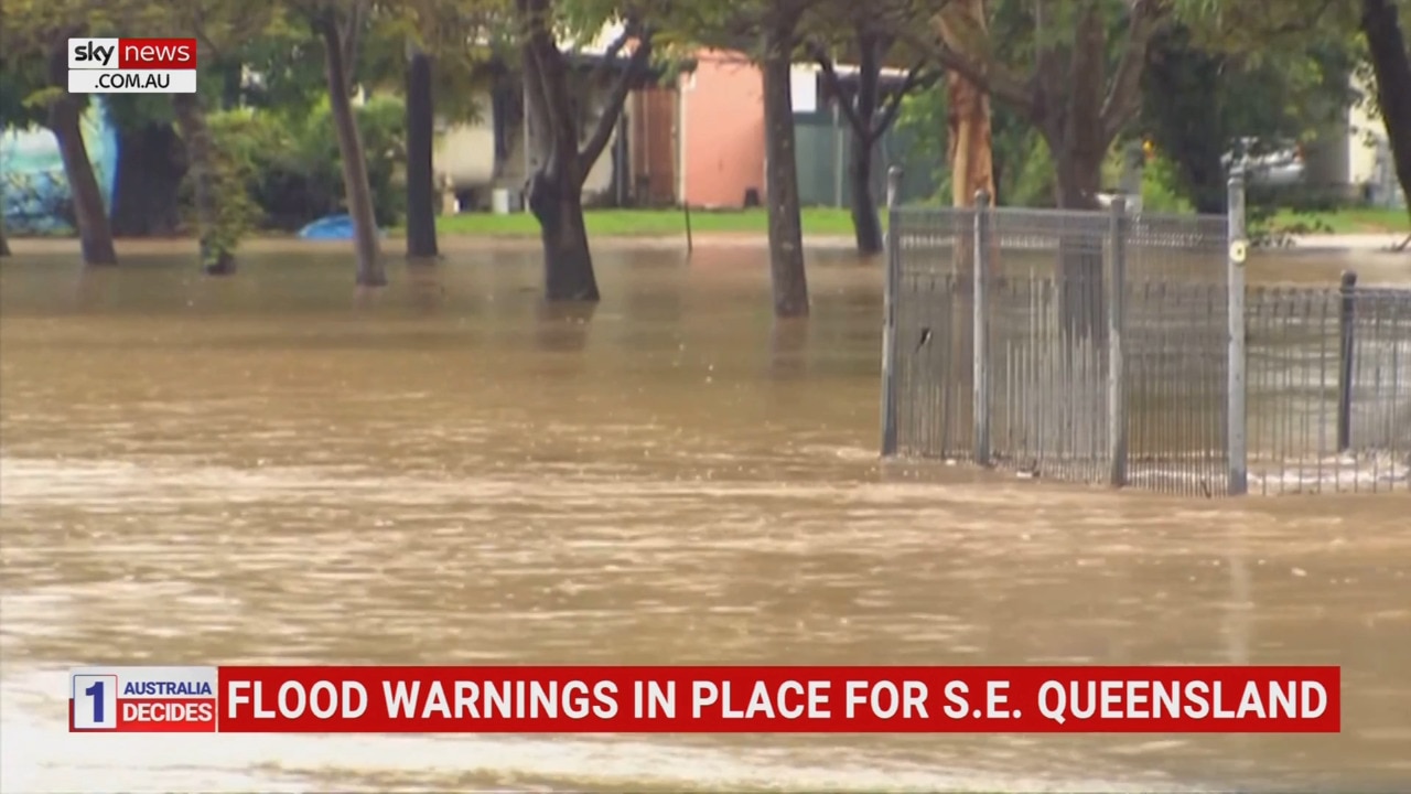 Major flood warnings issued in Queensland