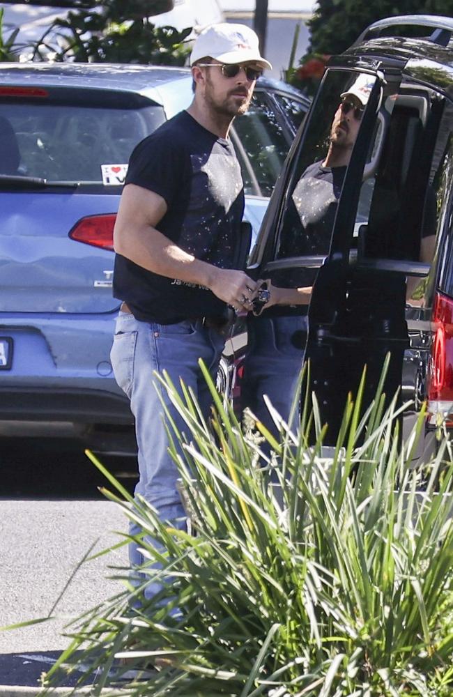 Ryan Gosling was spotted in Sydney's Eastern Suburbs with his security guard on Sunday. Picture: MEDIA-MODE.COM